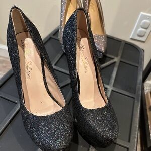 Brand new never worn heels